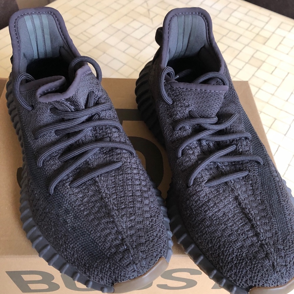 Yeezy Boost 350 V2 - Cinder